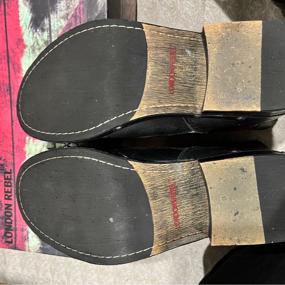 Distressed Moto Boots - Picture 6 of 11